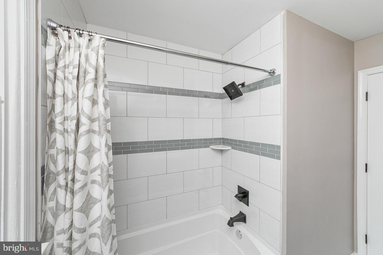 7904 Subet Road Windsor Mill, MD 21244 - Photo 20 of 27 Bath