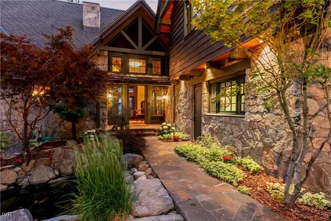 $8,925,000 | 527 Sugarpine Drive, Incline Village, NV 89451