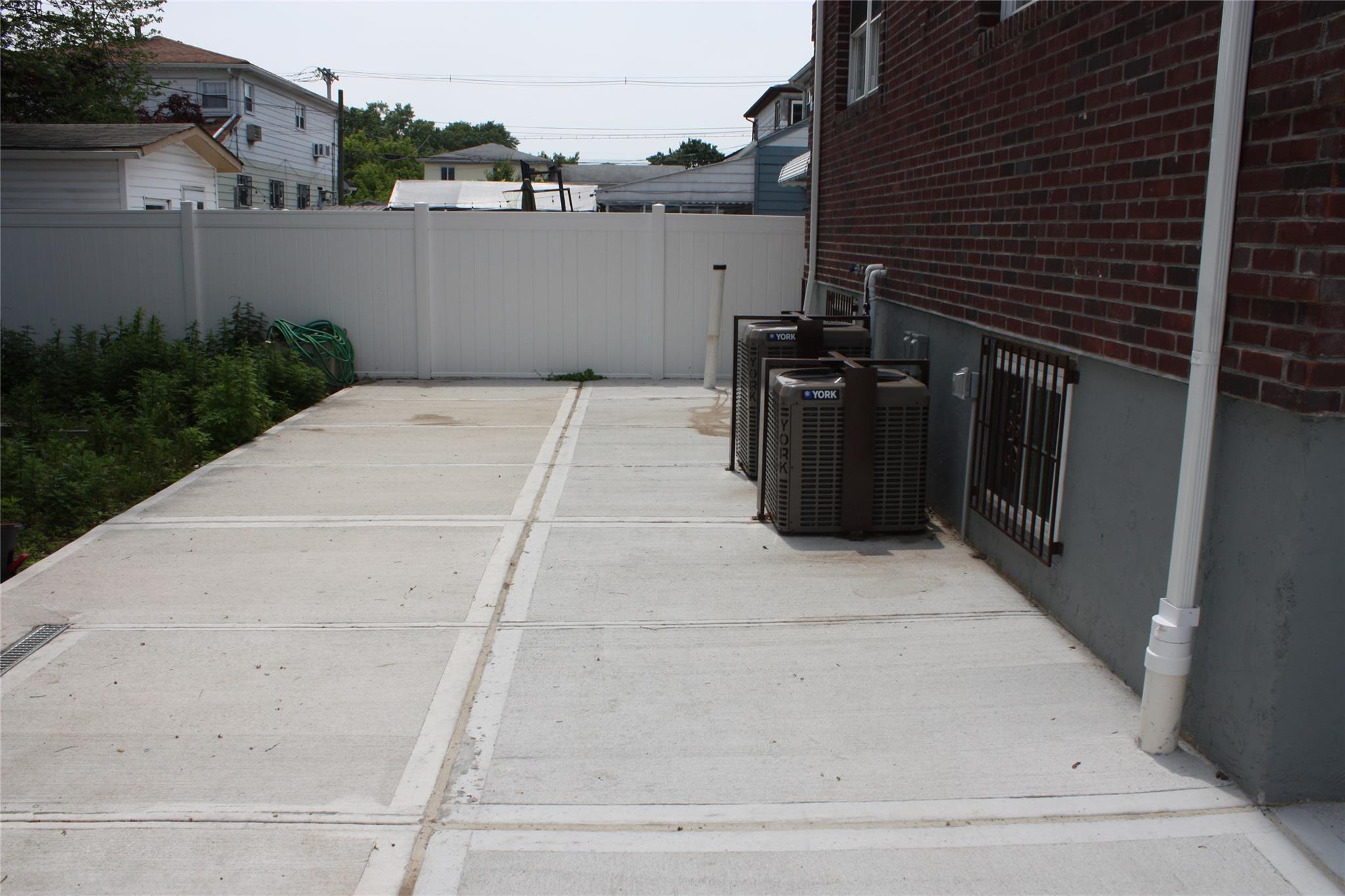 157-18 115th Road, Unit 2 FAMILY Queens, NY 11434 - Photo 25 of 36