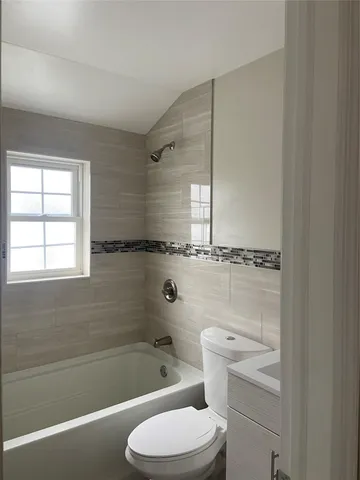 $1,650,000 | 157-18 115th Road, Unit 2 FAMILY | South Jamaica