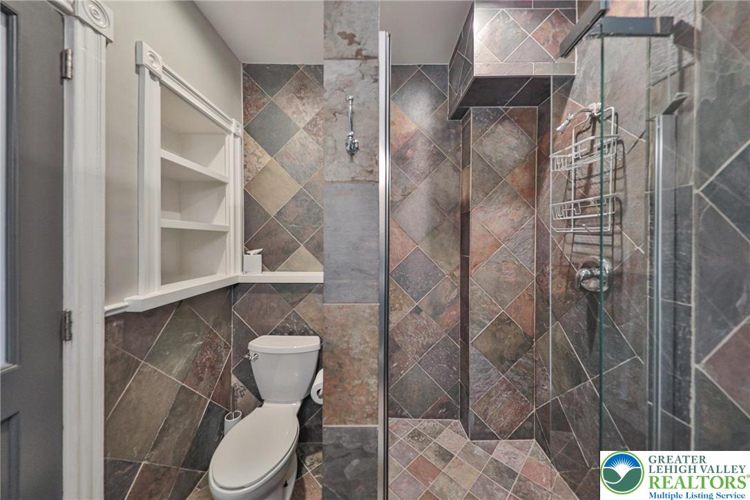 167 South Broad Street Nazareth, PA 18064 - Photo 11 of 40