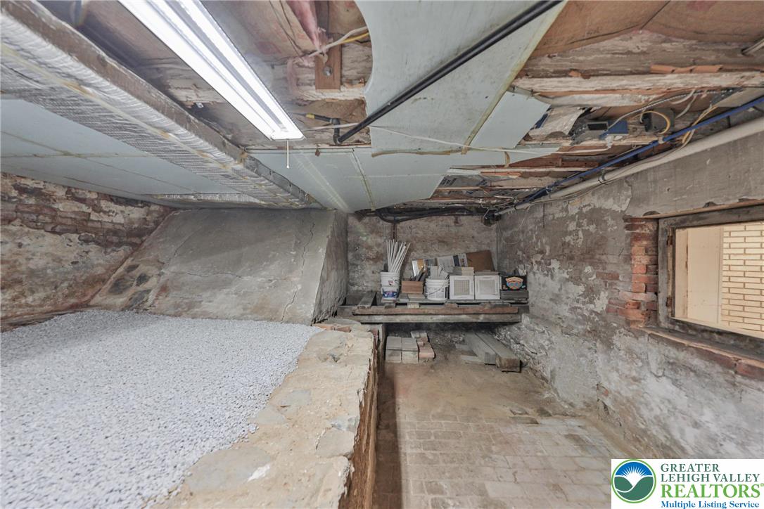 167 South Broad Street Nazareth, PA 18064 - Photo 35 of 40