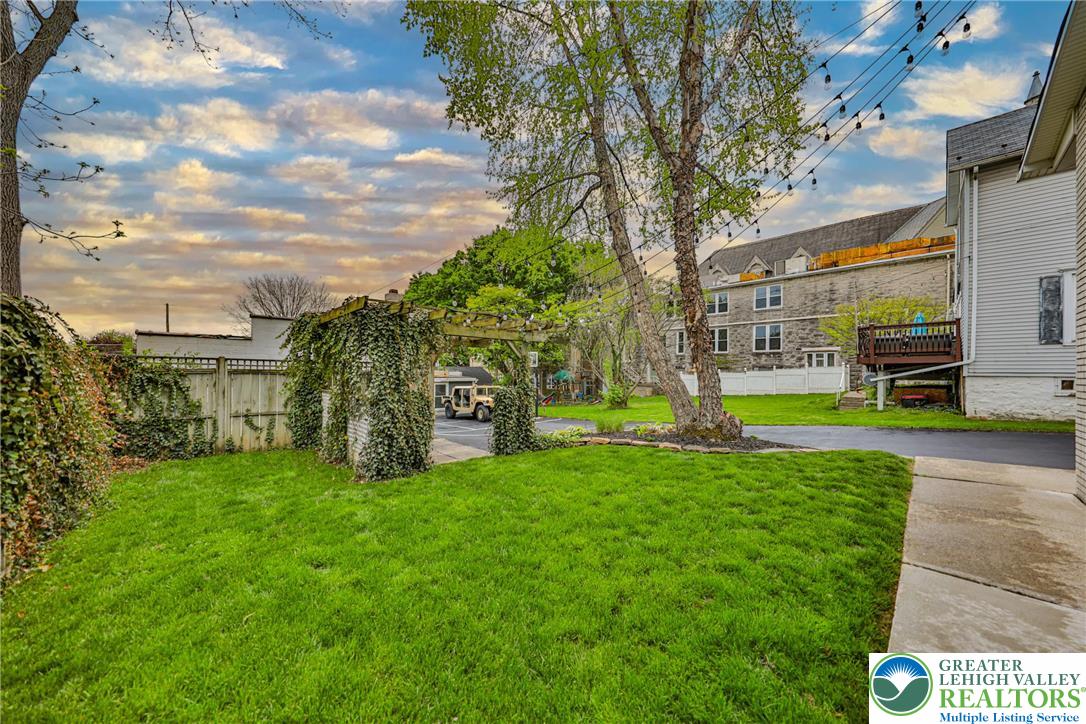 167 South Broad Street Nazareth, PA 18064 - Photo 40 of 40