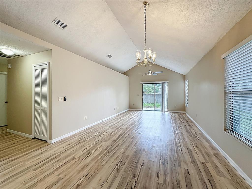 5392 Rocking Horse Place Oviedo, FL 32765 - Photo 18 of 30