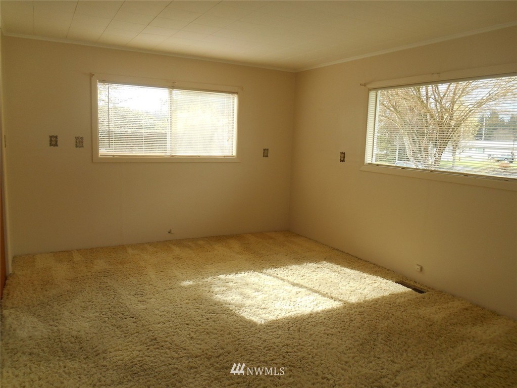 116 H Street Cosmopolis, WA 98537 - Photo 14 of 18 Gallery Image 14