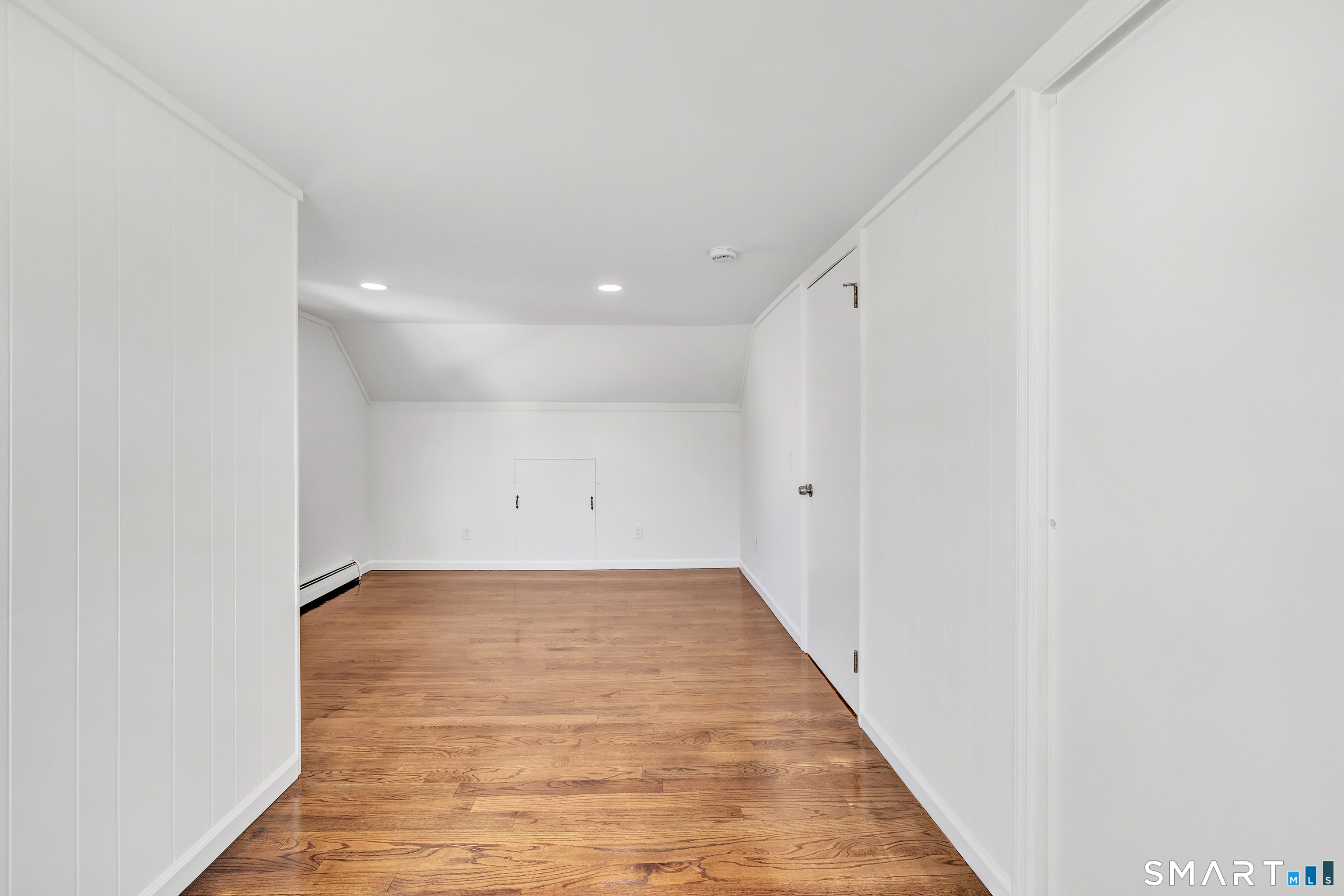 140 Shawmut Avenue North Haven, CT 06473 - Photo 26 of 39