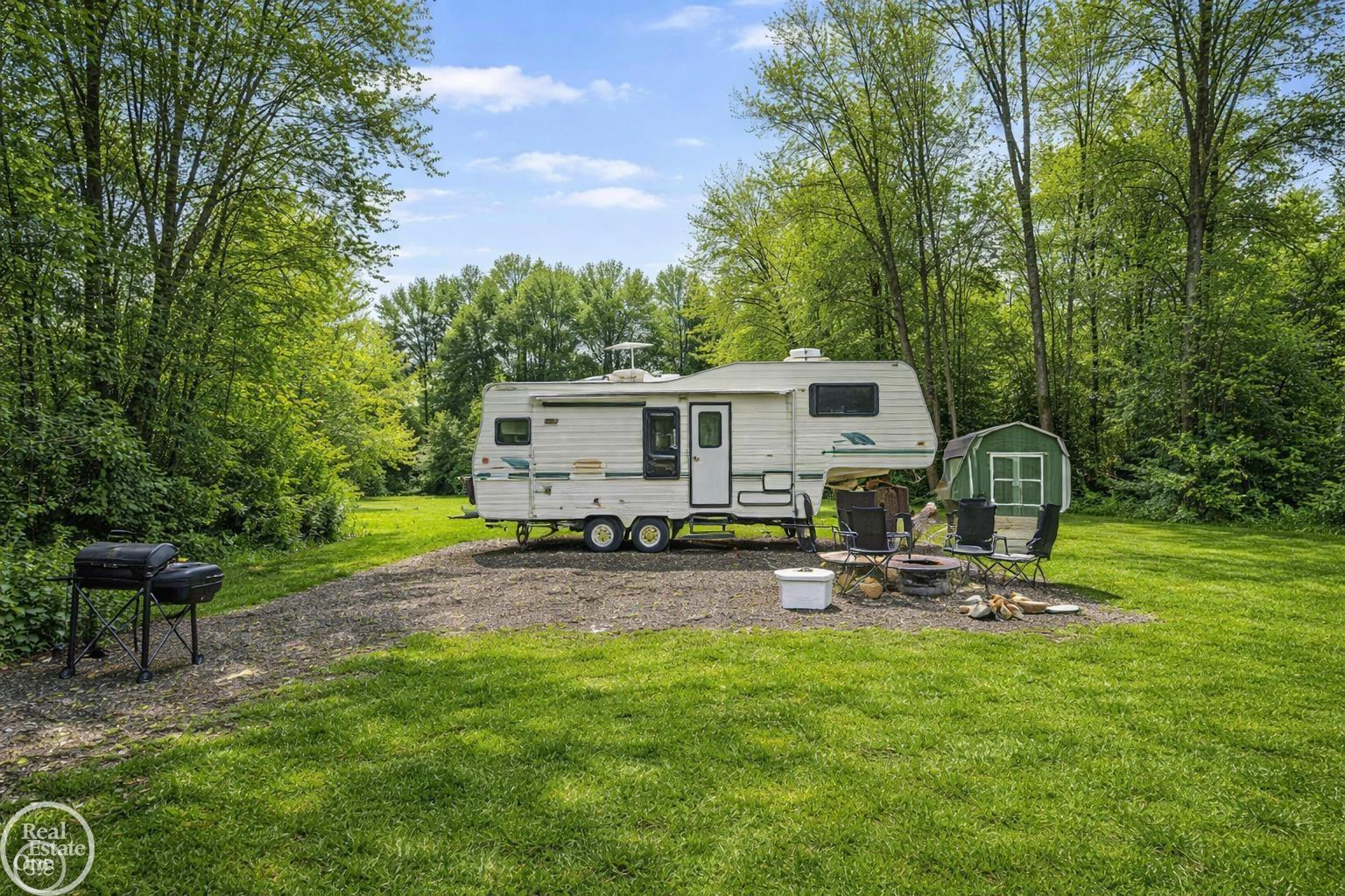 10151 Canada Road Birch Run, MI 48415 - Photo 5 of 18