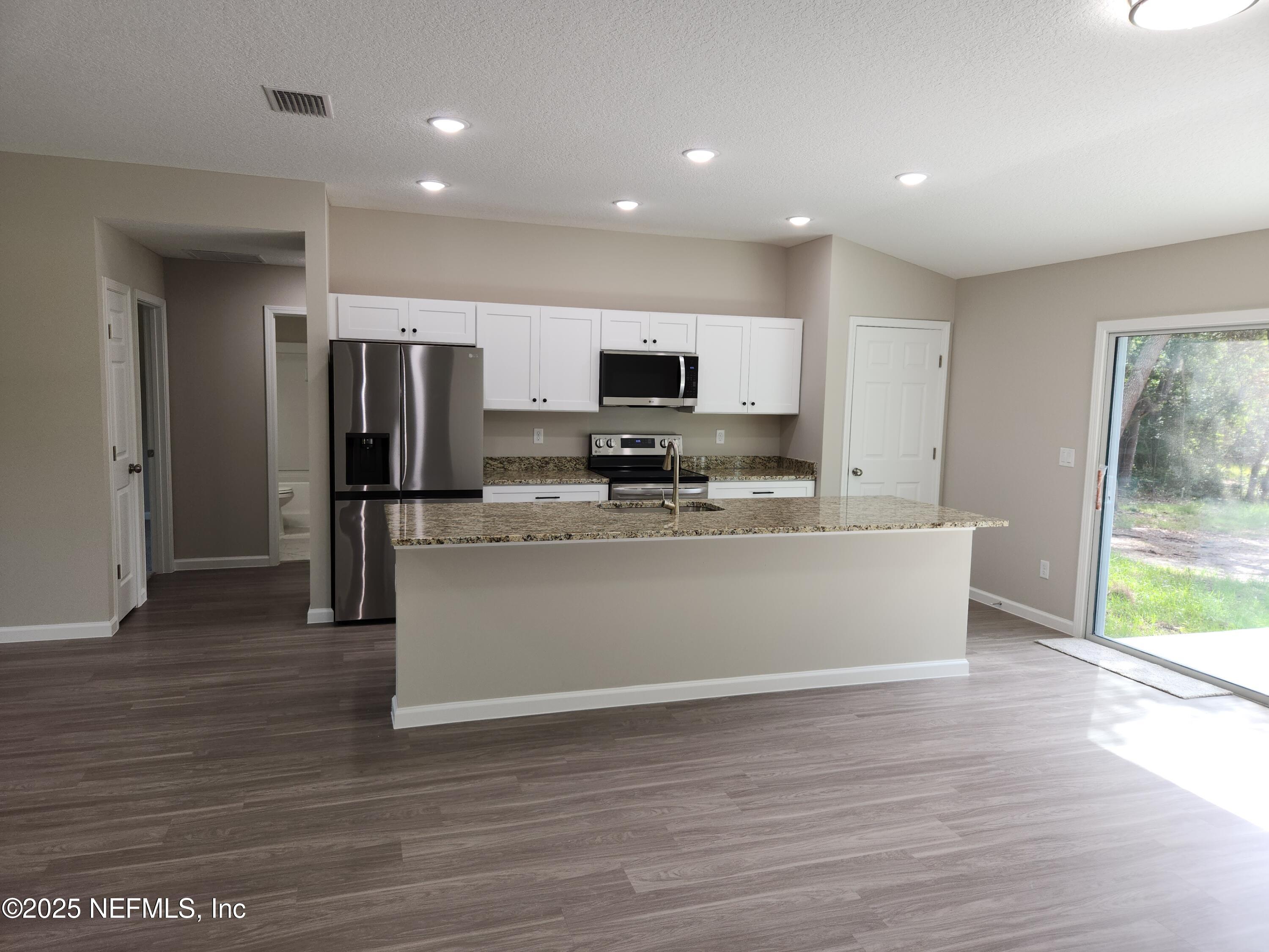 4722 Gadara Road Keystone Heights, FL 32656 - Photo 4 of 9 Kitchen