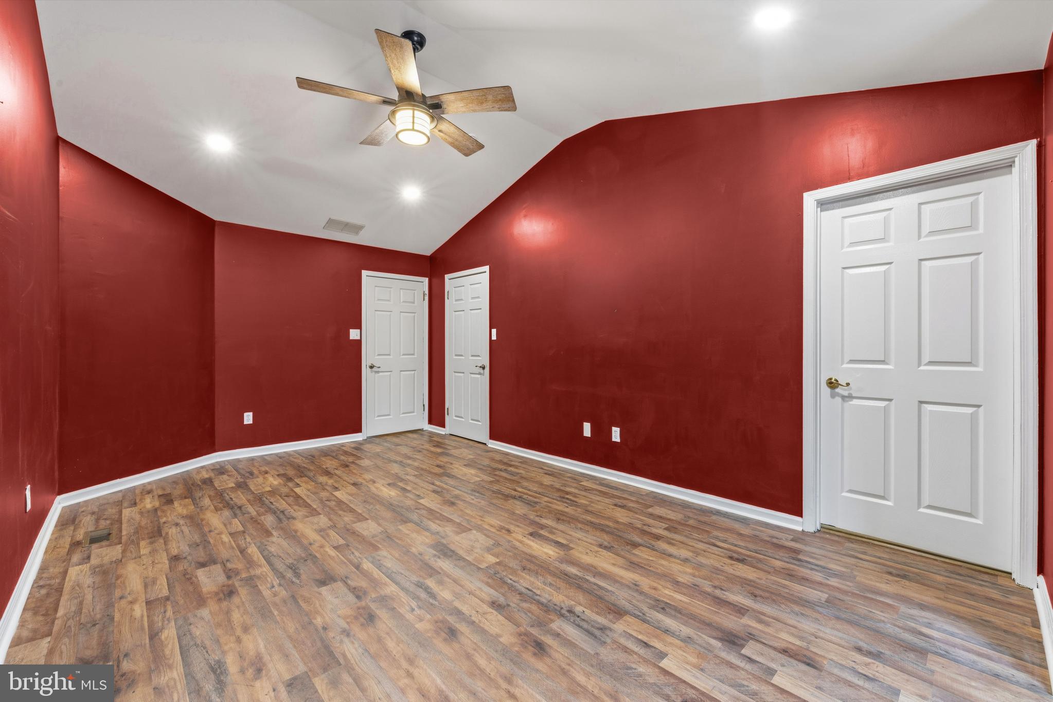 87 Windingbrook Road Bordentown, NJ 08505 - Photo 19 of 46 Primary BR