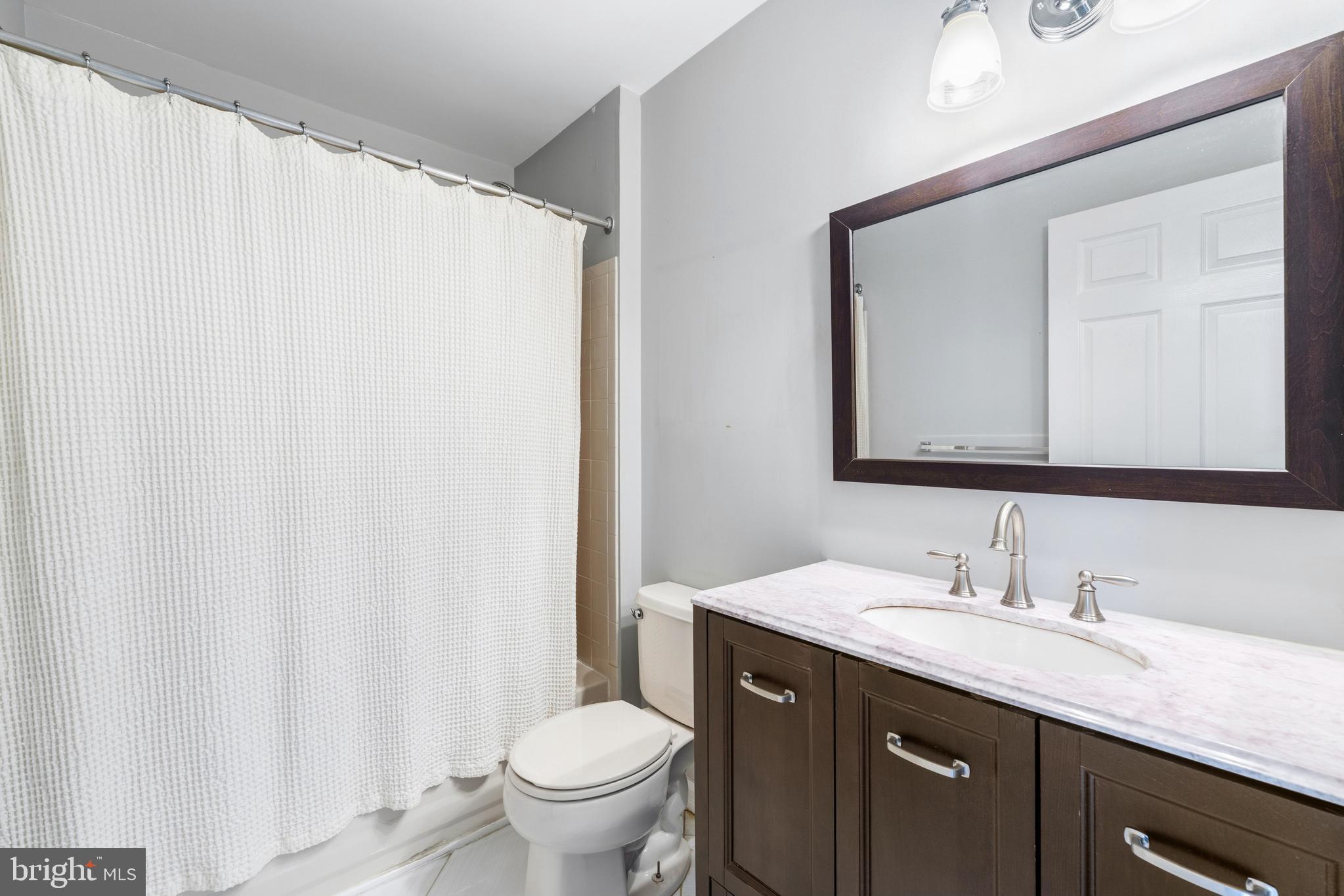 87 Windingbrook Road Bordentown, NJ 08505 - Photo 34 of 46 Full bath