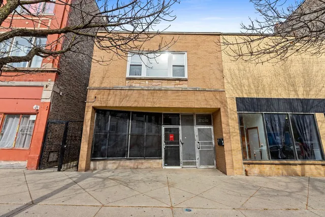 a view of entrance of the house
