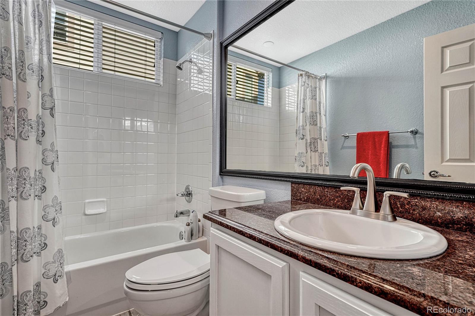 3033 Fox Sedge Lane Highlands Ranch, CO 80126 - Photo 13 of 40