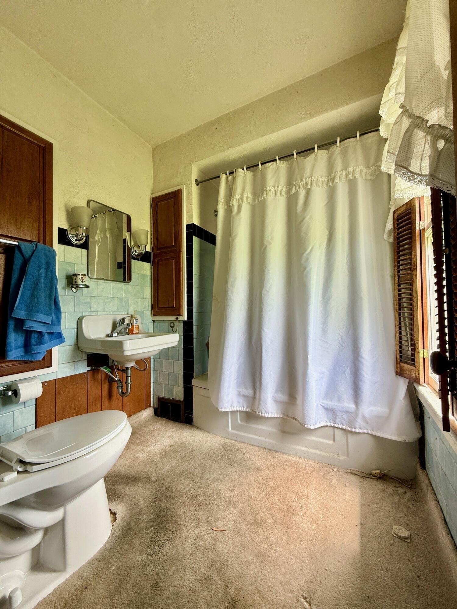 15825 State Rte 207 Mount Sterling, OH 43143 - Photo 18 of 47 1st Floor Bathroom