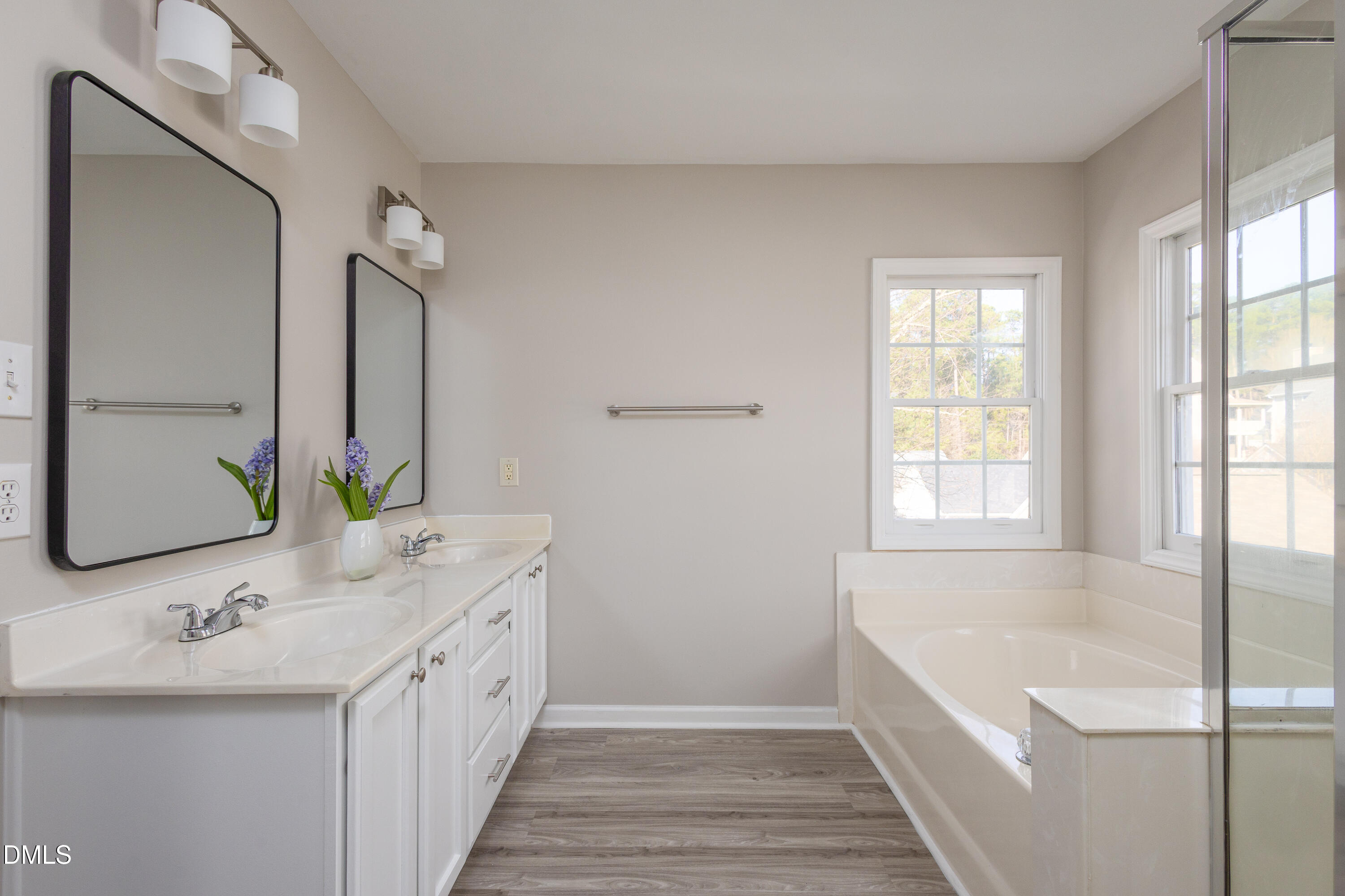 115 Chancellors Ridge Drive Durham, NC 27713 - Photo 25 of 57 MasterBath