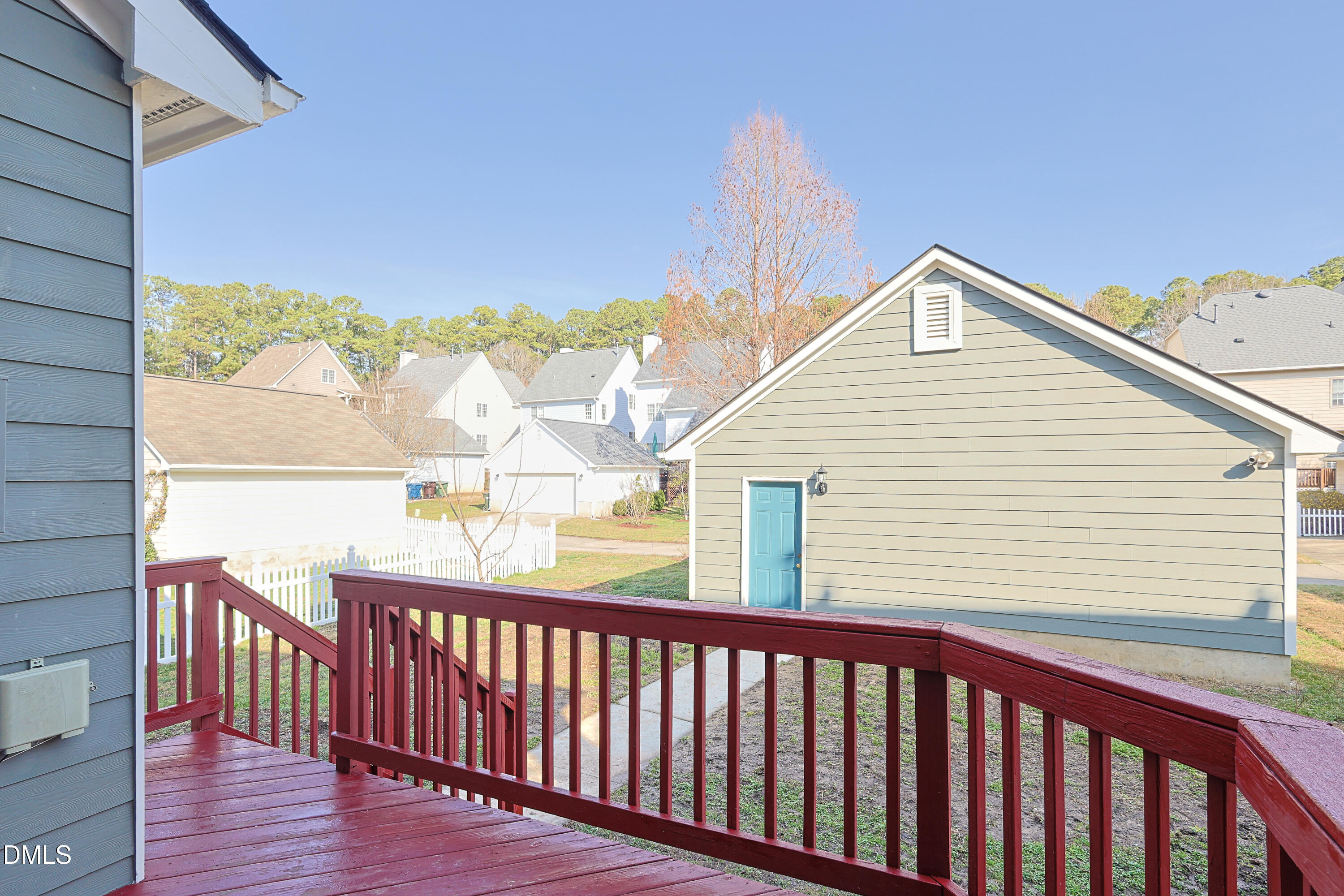 115 Chancellors Ridge Drive Durham, NC 27713 - Photo 38 of 57 a view of balcony with furniture