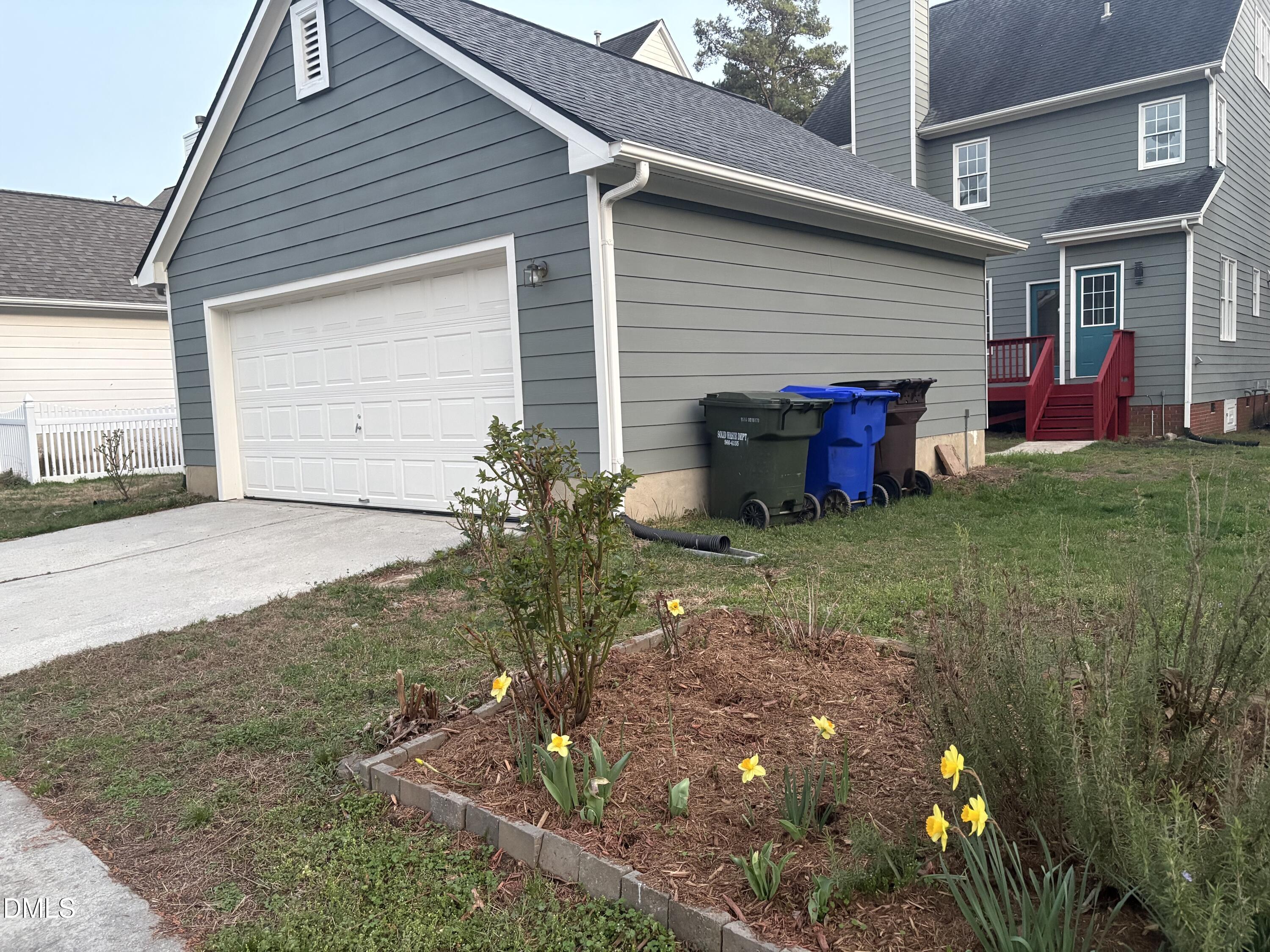 115 Chancellors Ridge Drive Durham, NC 27713 - Photo 42 of 57 BackYardGarden