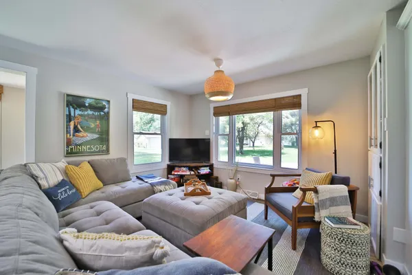 $649,900 | 10032 North Long Lake Road, Brainerd, MN 56401