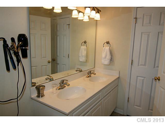 133 Forest Ridge Road, Unit 15 Mooresville, NC 28117 - Photo 12 of 16 Gallery Image 12