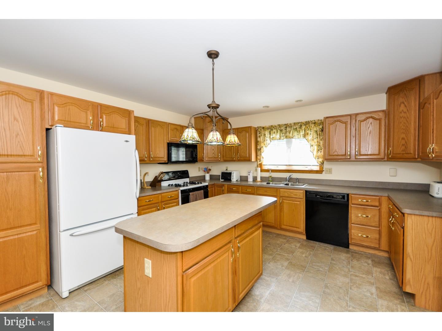 976 Barretts Run Road Bridgeton, NJ 08302 - Photo 8 of 25 Kitchen