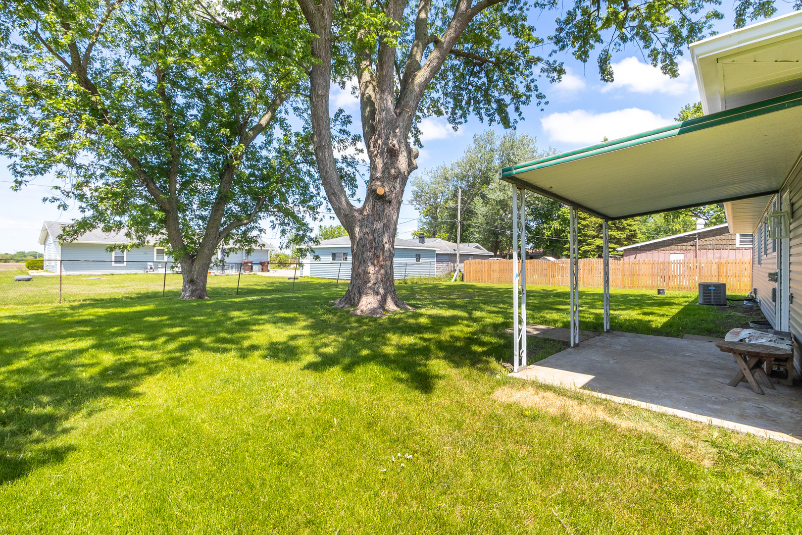 1503 Rickey Drive Joliet, IL 60433 - Photo 5 of 26
