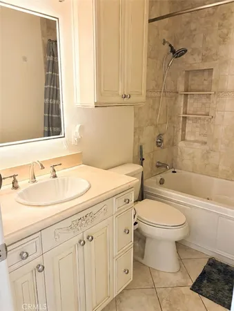 $560,000 | 26172 Rainbow Glen Drive, Newhall, CA 91321
