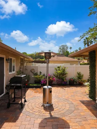 $560,000 | 26172 Rainbow Glen Drive, Newhall, CA 91321