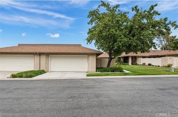 $560,000 | 26172 Rainbow Glen Drive, Newhall, CA 91321