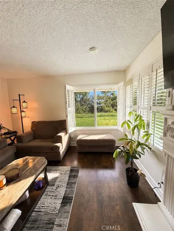 $560,000 | 26172 Rainbow Glen Drive, Newhall, CA 91321