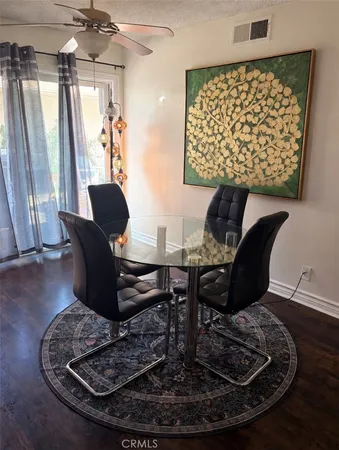 $560,000 | 26172 Rainbow Glen Drive, Newhall, CA 91321