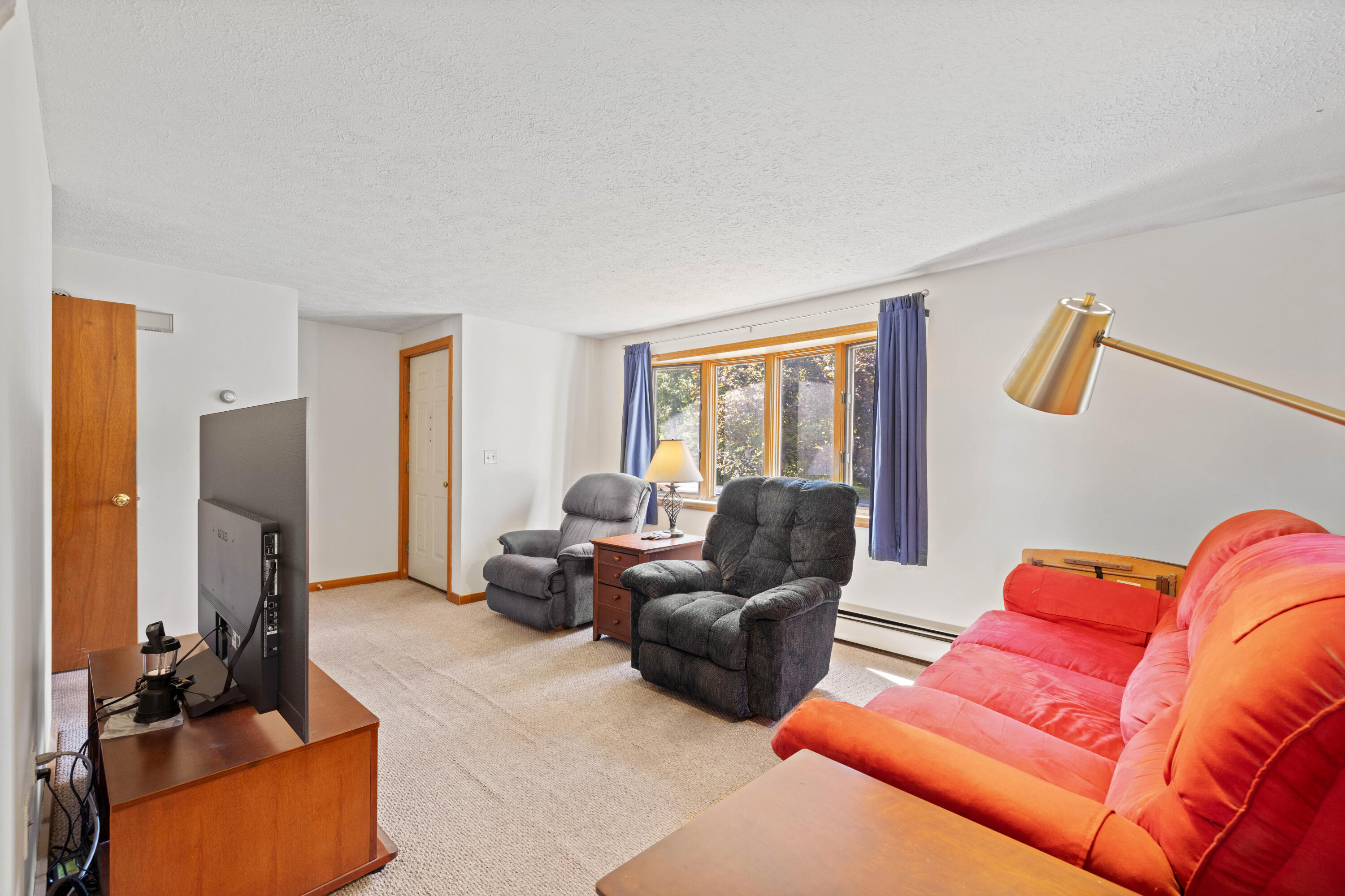 77 Maple Street, Unit 2 Saco, ME 04072 - Photo 16 of 31 Living room