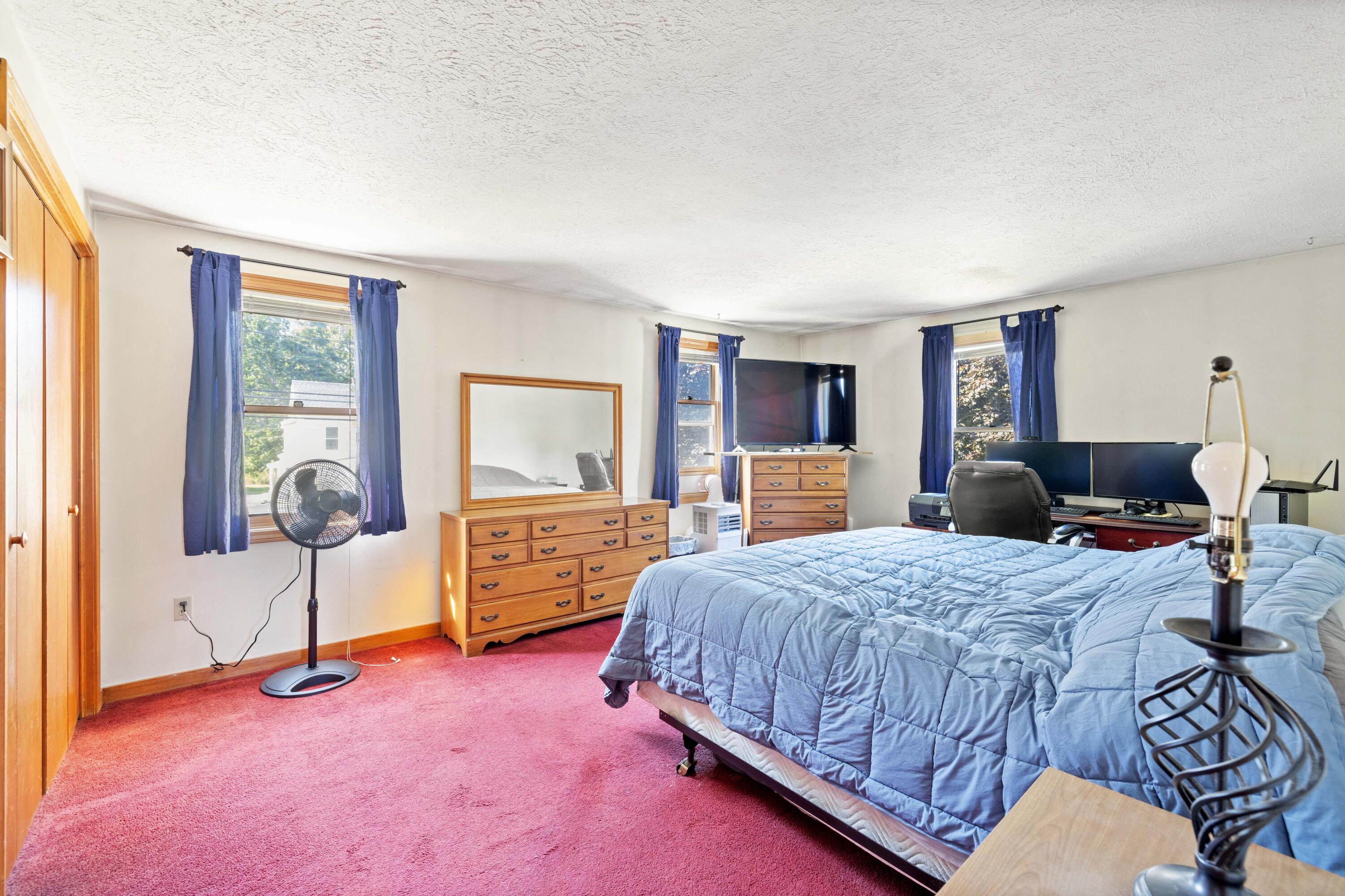 77 Maple Street, Unit 2 Saco, ME 04072 - Photo 19 of 31 Primary bedroom