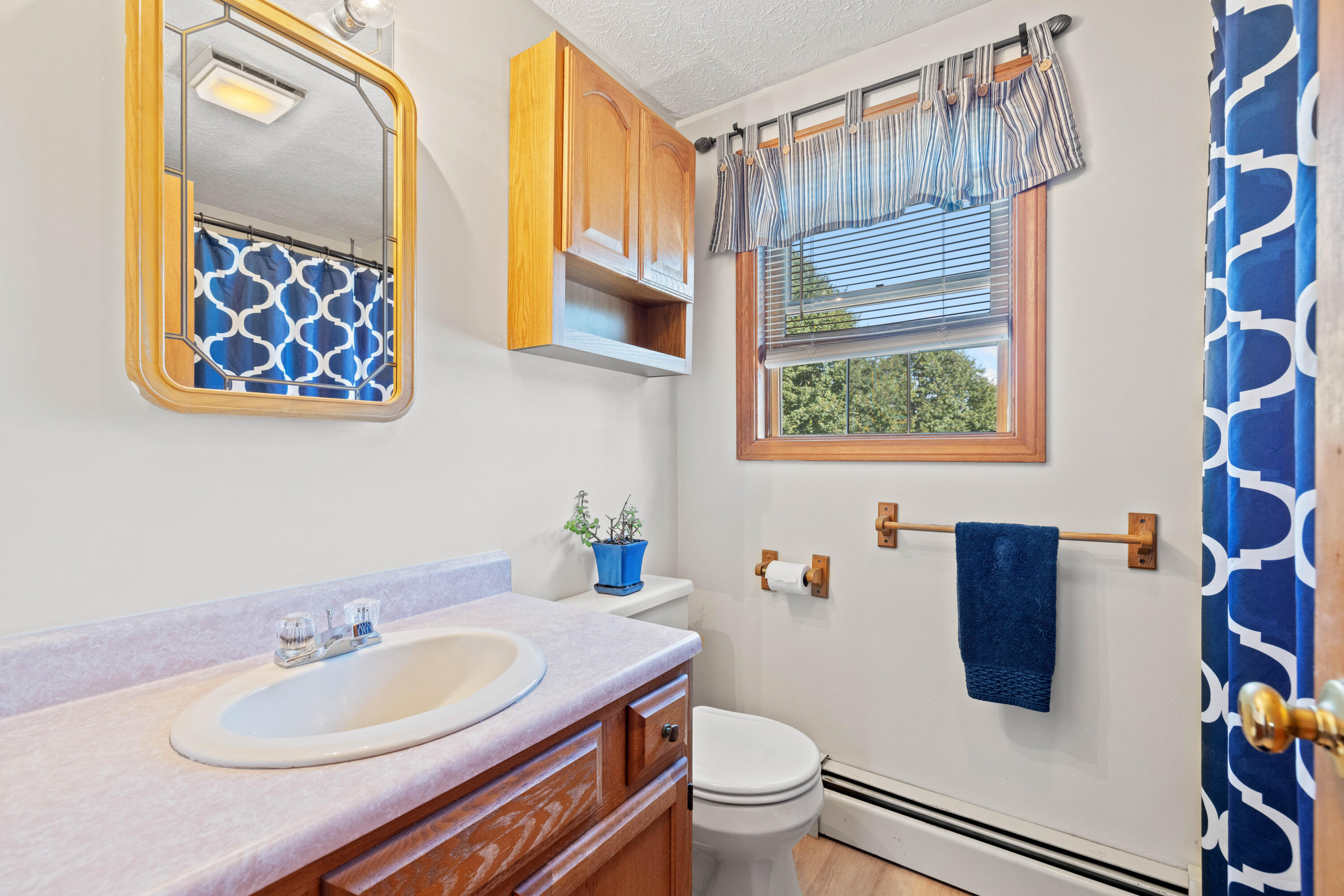 77 Maple Street, Unit 2 Saco, ME 04072 - Photo 23 of 31 Full bathroom