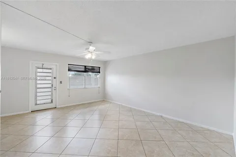 $99,000 | 3116 Newport U, Unit 3116, Deerfield Beach, FL 33442