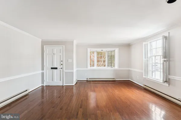 $2,700 | 220 North St Asaph Street, Unit A, Alexandria, VA 22314