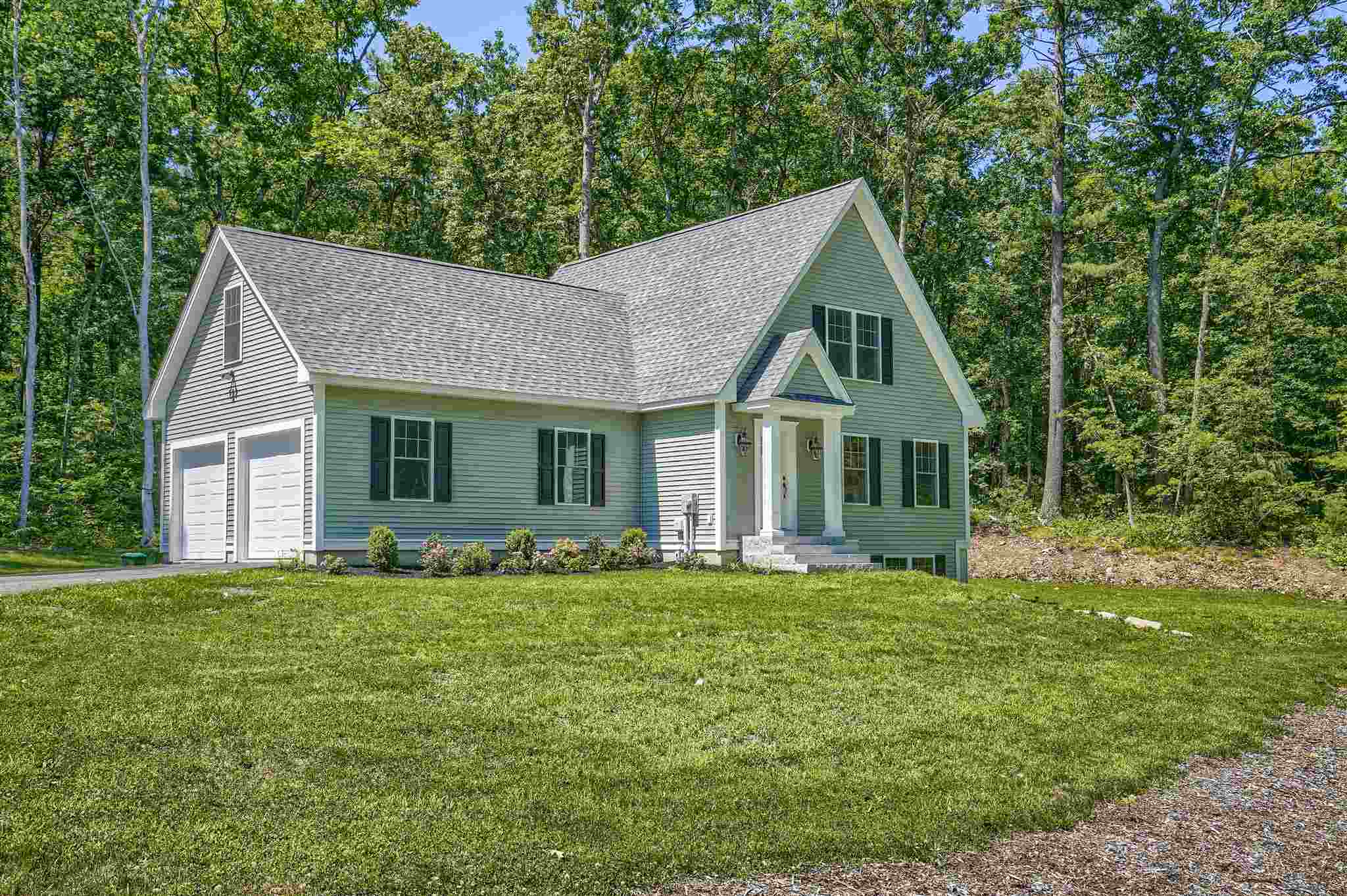 29 3rd Street Windham, NH 03087 - Photo 1 of 25