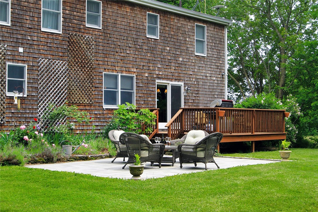 105 Wapping Road Portsmouth, RI 02871 - Photo 17 of 37 Gallery Image 17