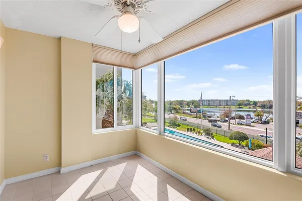 $155,000 | 1776 6th Street Northwest, Unit 305, Winter Haven, FL 33881