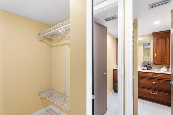 $155,000 | 1776 6th Street Northwest, Unit 305, Winter Haven, FL 33881