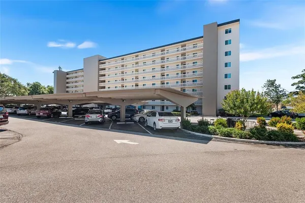 $155,000 | 1776 6th Street Northwest, Unit 305, Winter Haven, FL 33881