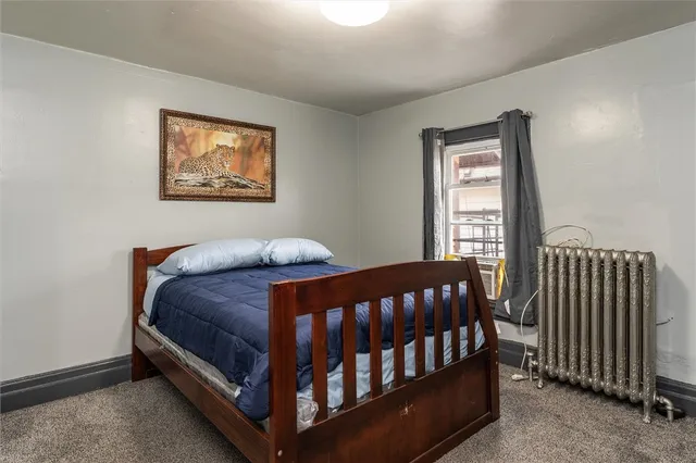 $184,900 | 807 Ave D, Rochester, NY 14621