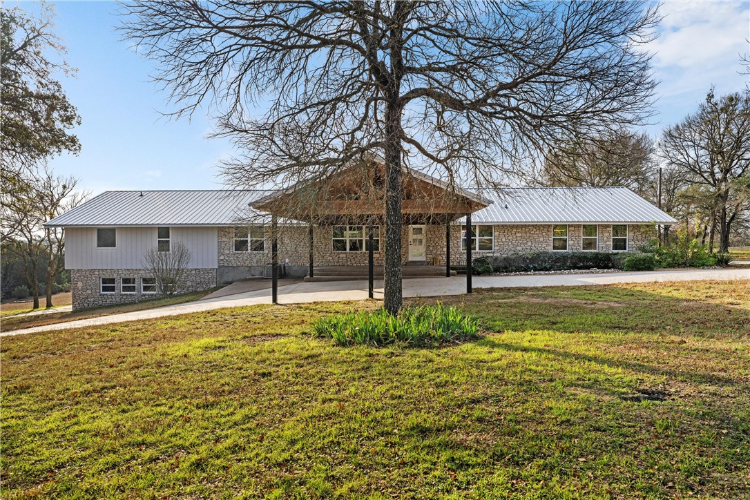 1234 Bend Of The Bosque Road China Spring, TX 76633 - Photo 2 of 30