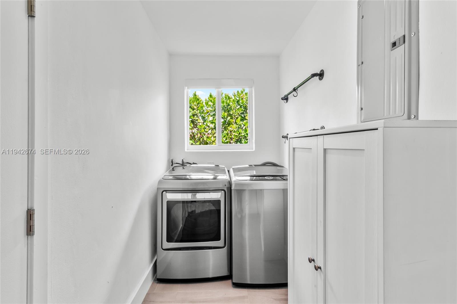 3855 Southwest 1st Street Miami, FL 33134 - Photo 25 of 43