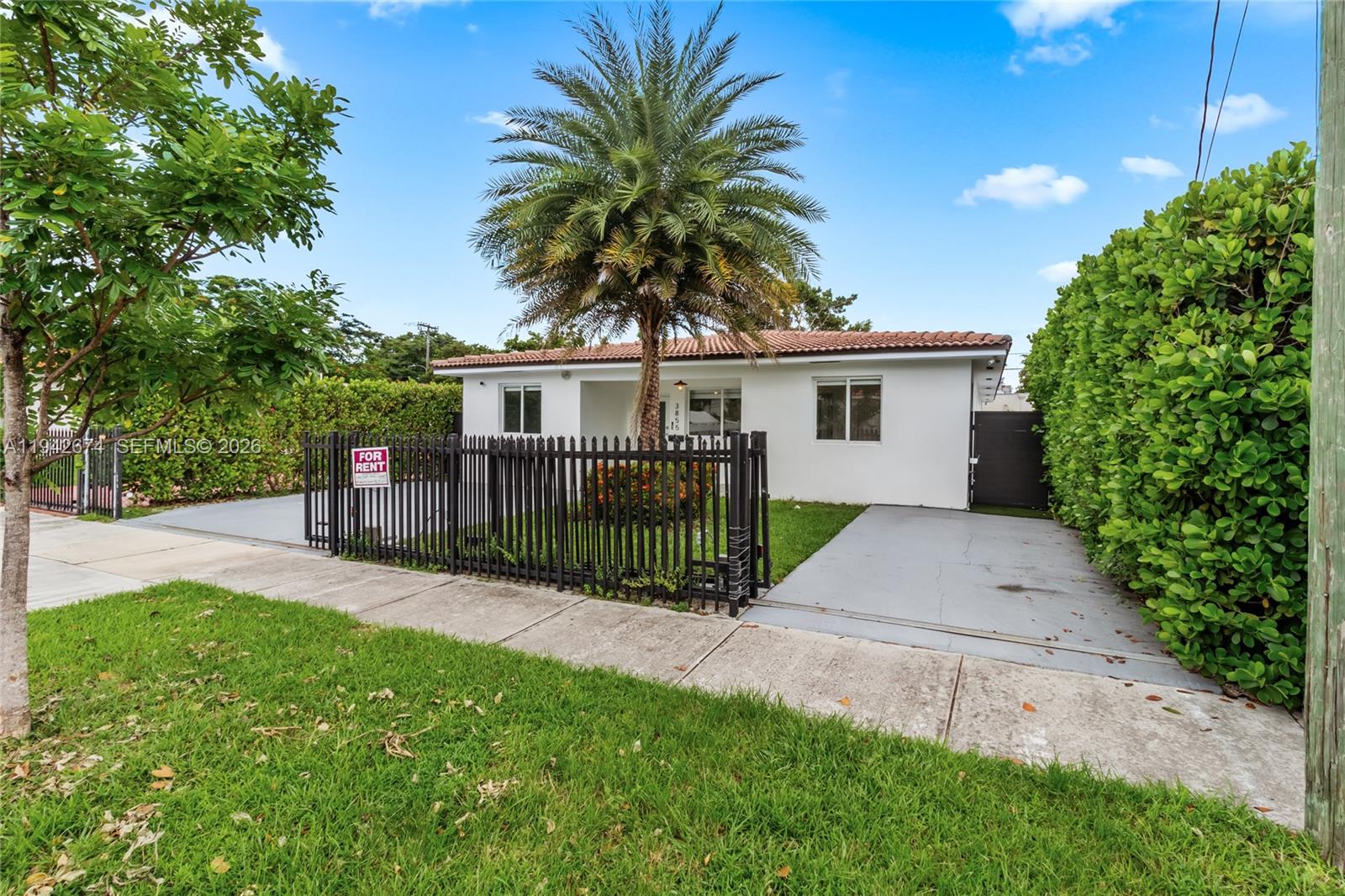 3855 Southwest 1st Street Miami, FL 33134 - Photo 4 of 43