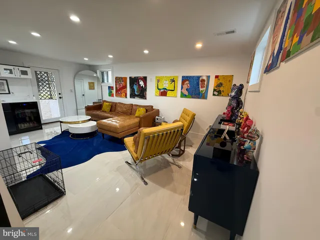 $7,900 | 3323 Carpenter Street Southeast, Washington, DC 20020