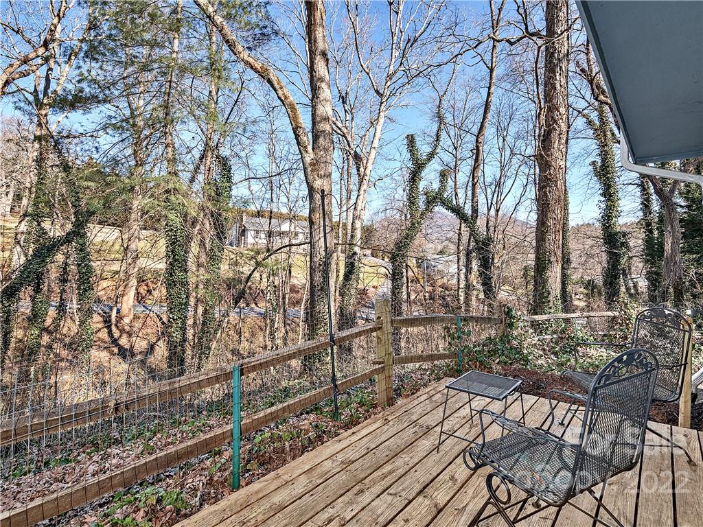 11 Raventree Lane Candler, NC 28715 - Photo 21 of 39 Gallery Image 21