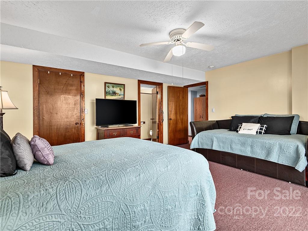 11 Raventree Lane Candler, NC 28715 - Photo 29 of 39 Gallery Image 29