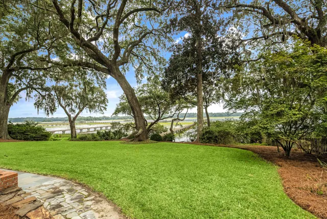 $2,600,000 | 4917 Hideaway Pointe, Hollywood, SC 29449