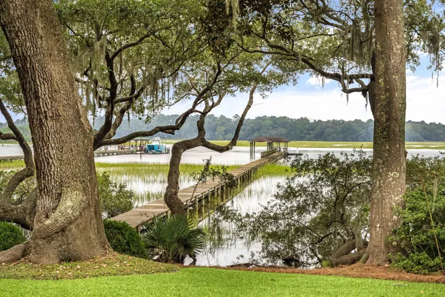 $2,600,000 | 4917 Hideaway Pointe, Hollywood, SC 29449