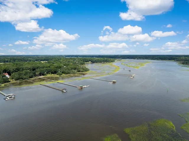 $2,600,000 | 4917 Hideaway Pointe, Hollywood, SC 29449