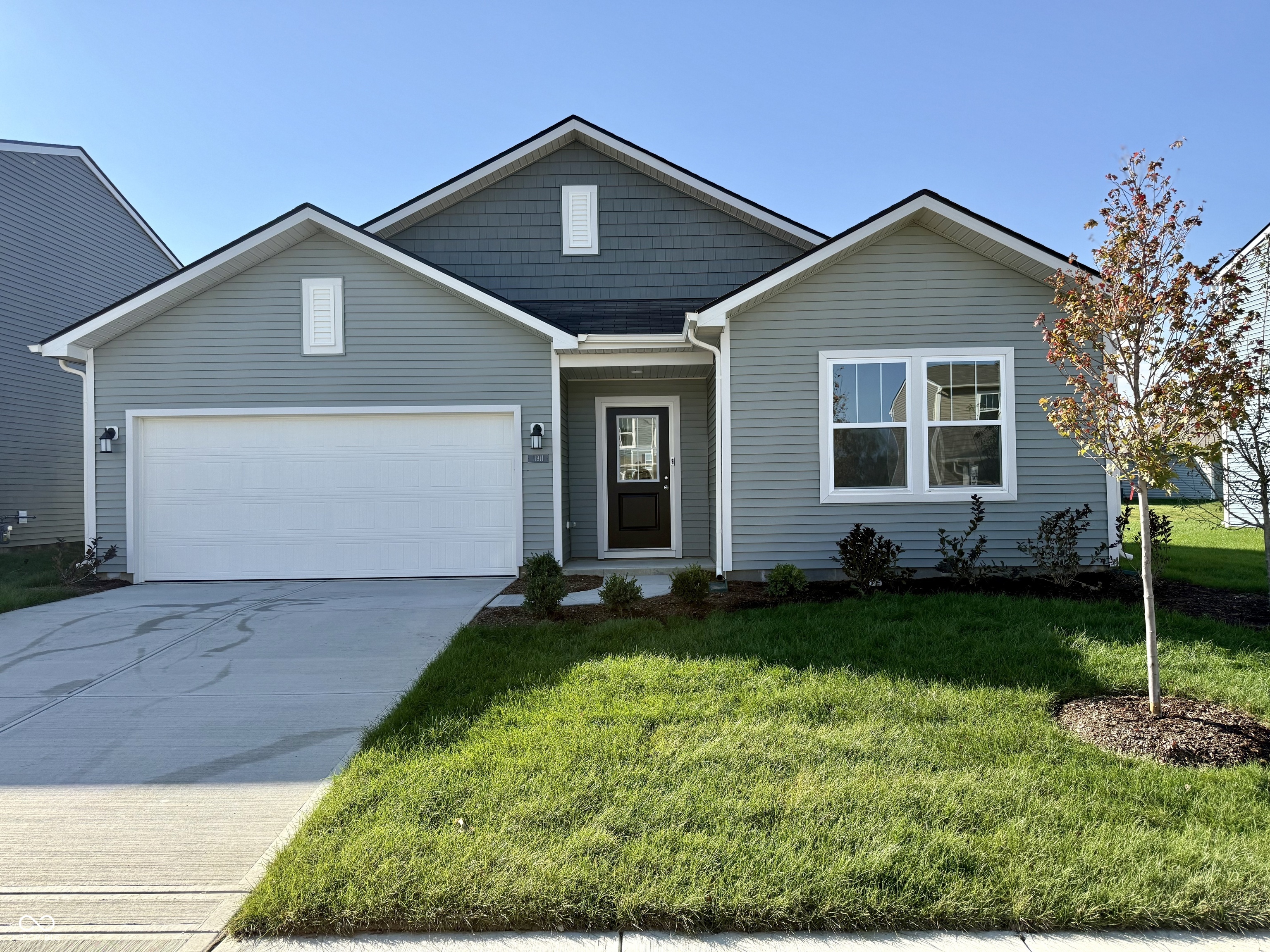 11911 Moorfield Lane Indianapolis, IN 46235 - Photo 1 of 7